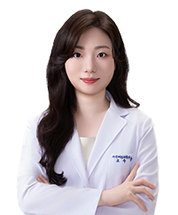 교수 오현주 사진입니다